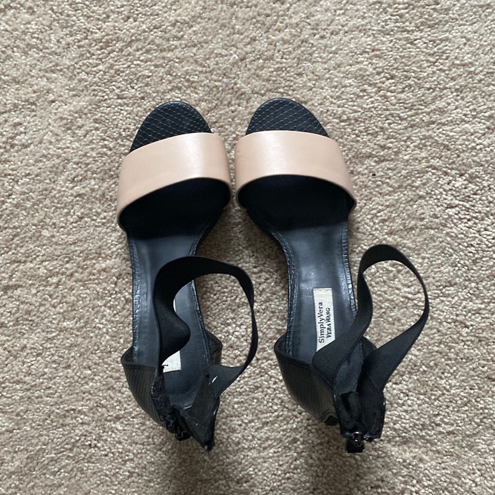 Vera Wang Heels